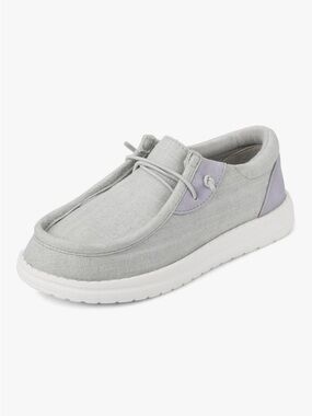 The Children’s Place infant Casual Slip-On Shoe in Light Gray NWT